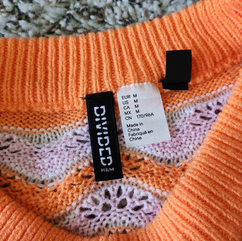 Sweater - Picture 4 of 4